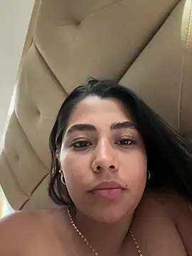 Snapshot of darsha_90 chatting on 03.11.26 darsha 90 online show from 03.11.26