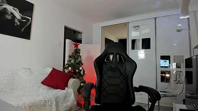 Ivy belle online show from 12.18.25