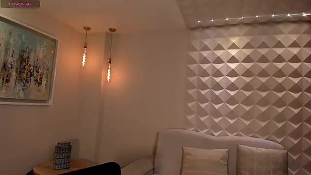 Snapshot of GabriellaLee chatting on 07.19.26 GabriellaLee online show from 07.19.26