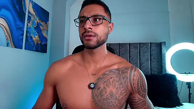 LiamGarcia1 online show from 04.20.26