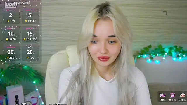 Snapshot of Ashley_S chatting on 03.03.25 Ashley S online show from 03.03.25