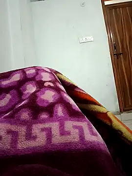 Snapshot of pintuS40 chatting on 01.06.25 pintuS40 online show from 01.06.25