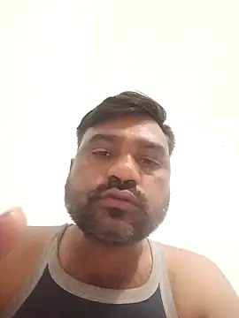 Snapshot of pintuS40 chatting on 01.22.25 pintuS40 online show from 01.22.25