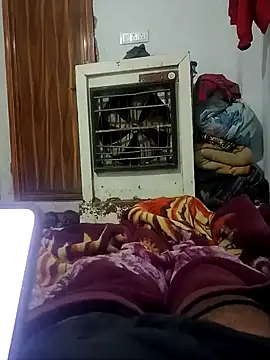 Snapshot of pintuS40 chatting on 01.26.25 pintuS40 online show from 01.26.25