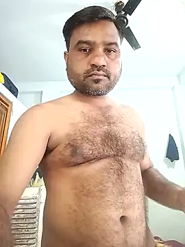 Snapshot of pintuS40 chatting on 01.28.25 pintuS40 online show from 01.28.25