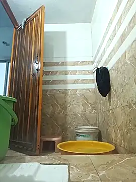 Snapshot of pintuS40 chatting on 02.17.25 pintuS40 online show from 02.17.25