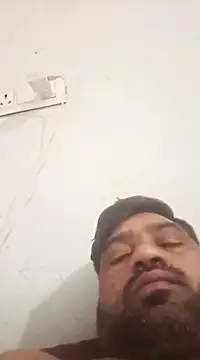 Snapshot of pintuS40 chatting on 03.18.25 pintuS40 online show from 03.18.25