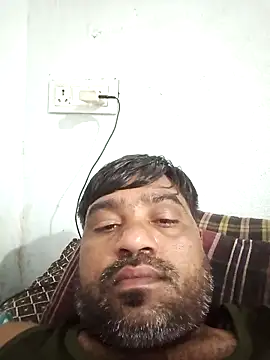 Snapshot of pintuS40 chatting on 09.28.25 pintuS40 online show from 09.28.25