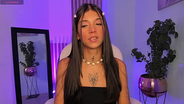 CoralRigan online show from 01.23.25