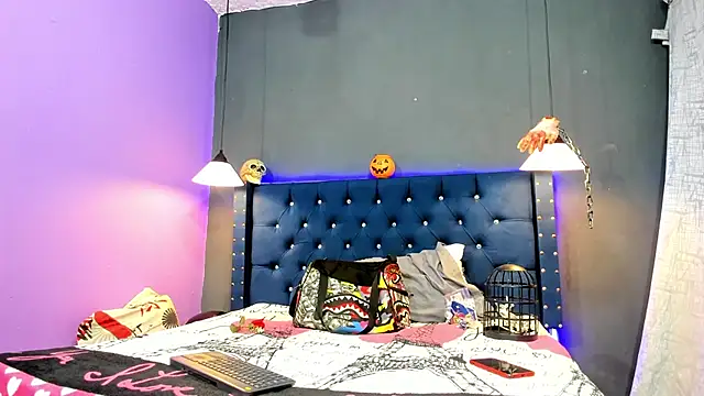 Snapshot of Salomon_koude chatting on 10.20.25 Salomon koude online show from 10.20.25