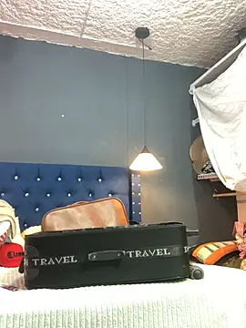 Snapshot of Salomon_koude chatting on 11.13.25 Salomon koude online show from 11.13.25