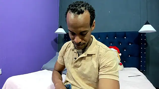 Snapshot of Salomon_koude chatting on 11.17.25 Salomon koude online show from 11.17.25