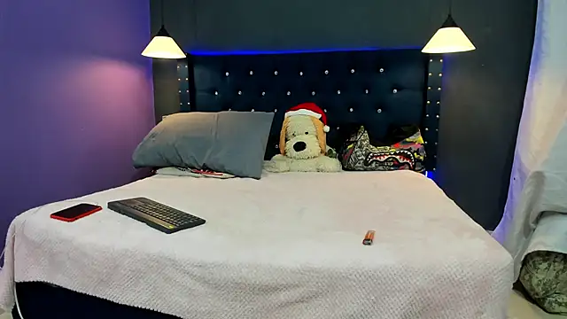 Snapshot of Salomon_koude chatting on 11.19.25 Salomon koude online show from 11.19.25