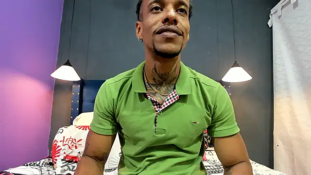 Snapshot of Salomon_koude chatting on 11.30.25 Salomon koude online show from 11.30.25