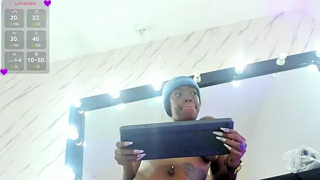 ElisabethMassey online show from 09.29.25