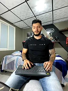 marcel crawford96 online show from 12.18.25