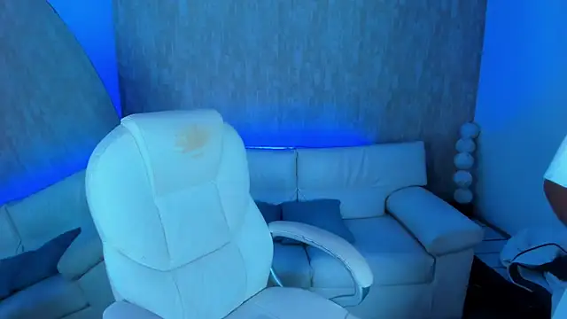 nova sex01 online show from 09.13.25