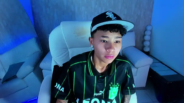 nova sex01 online show from 09.18.25