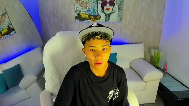 nova sex01 online show from 10.17.25