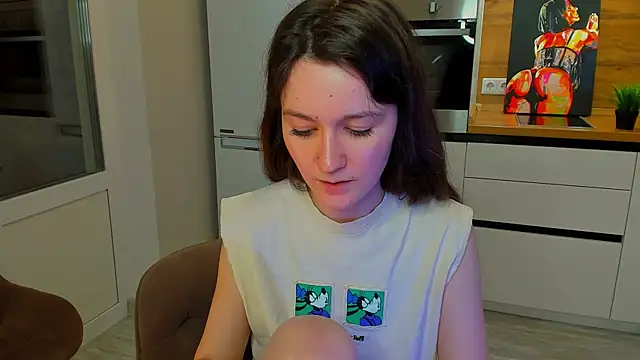 Snapshot of ameli_moon chatting on 01.03.25 ameli moon online show from 01.03.25