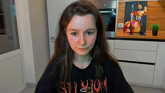 Snapshot of ameli_moon chatting on 02.01.25 ameli moon online show from 02.01.25