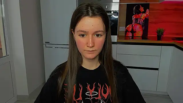 Snapshot of ameli_moon chatting on 02.12.25 ameli moon online show from 02.12.25