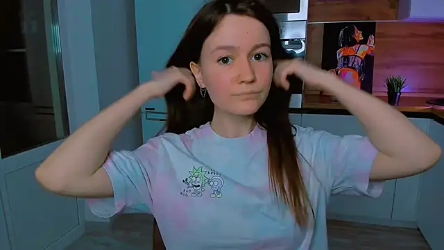 Snapshot of ameli_moon chatting on 02.28.25 ameli moon online show from 02.28.25