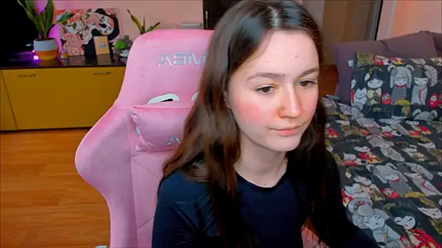 Snapshot of ameli_moon chatting on 09.20.25 ameli moon online show from 09.20.25