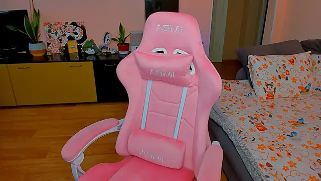 Snapshot of ameli_moon chatting on 10.08.25 ameli moon online show from 10.08.25