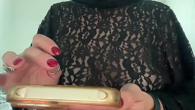 Serena 4you online show from 10.18.25