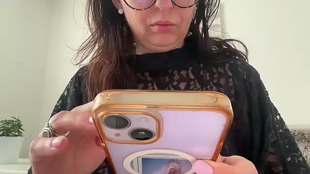 Serena 4you online show from 11.04.25