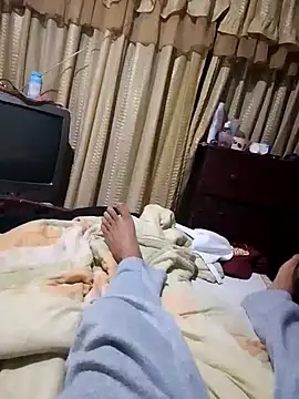 ESTACAMAYOR online show from 02.24.25