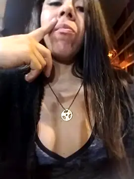 Karenn12 online show from 09.18.25