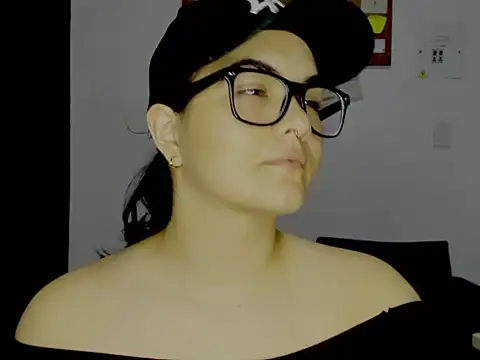 Snapshot of Babe-sofi chatting on 07.19.26 Babe-sofi online show from 07.19.26