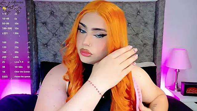 Snapshot of astridjonness chatting on 07.27.26 astridjonness online show from 07.27.26