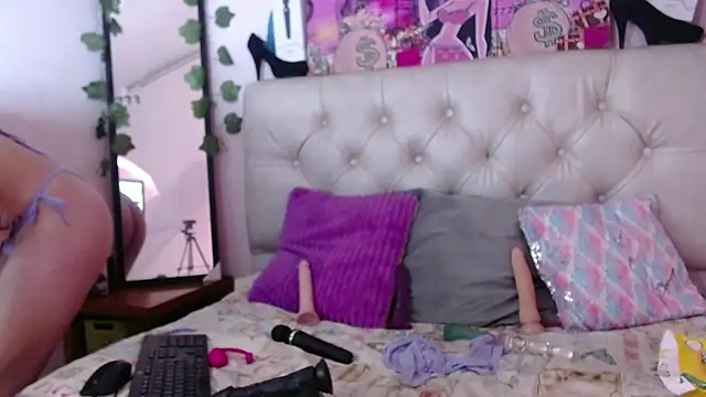 sarawiliamx online show from 02.28.25