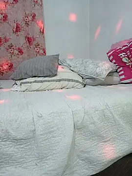 Snapshot of KAZADO_LIBERAL chatting on 09.23.25 KAZADO LIBERAL online show from 09.23.25