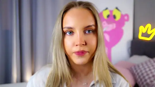 Snapshot of AftonConnett chatting on 10.25.25 AftonConnett online show from 10.25.25