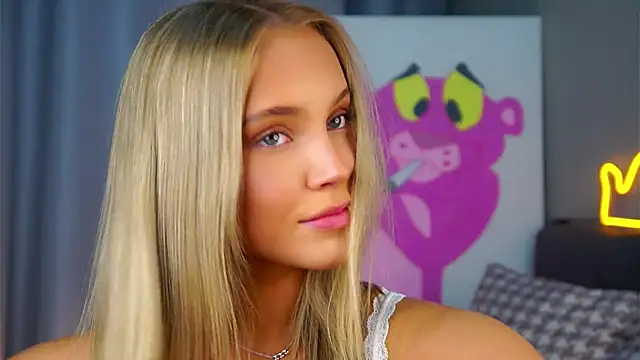 Snapshot of AftonConnett chatting on 11.11.25 AftonConnett online show from 11.11.25