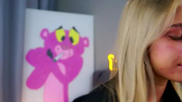 Snapshot of AftonConnett chatting on 11.23.25 AftonConnett online show from 11.23.25