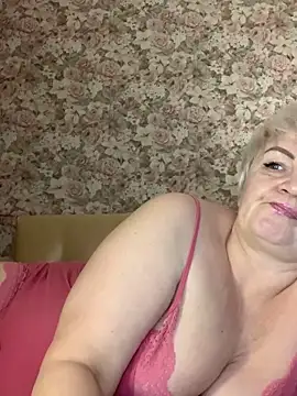 Laura Millf online show from 02.26.25