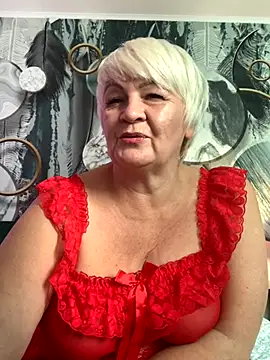 Laura Millf online show from 09.26.25