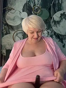 Laura Millf online show from 02.20.26