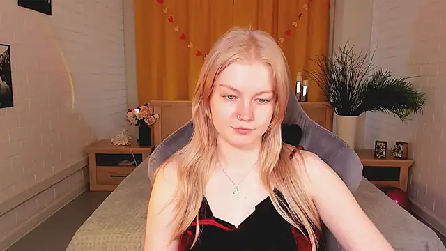 GraceGlamour online show from 03.08.25