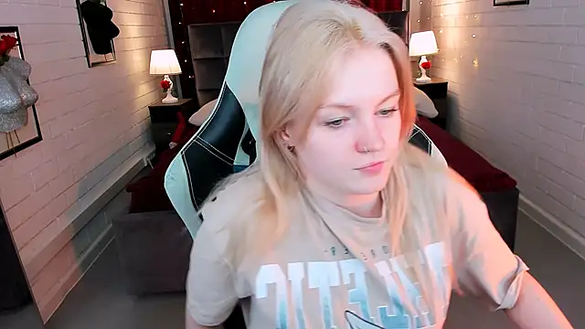 GraceGlamour online show from 03.13.25