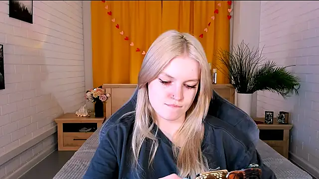 GraceGlamour online show from 03.21.25