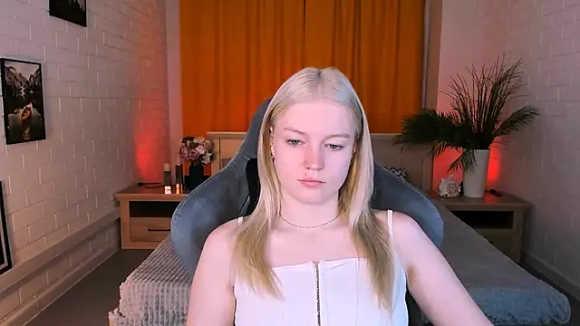 GraceGlamour online show from 09.22.25