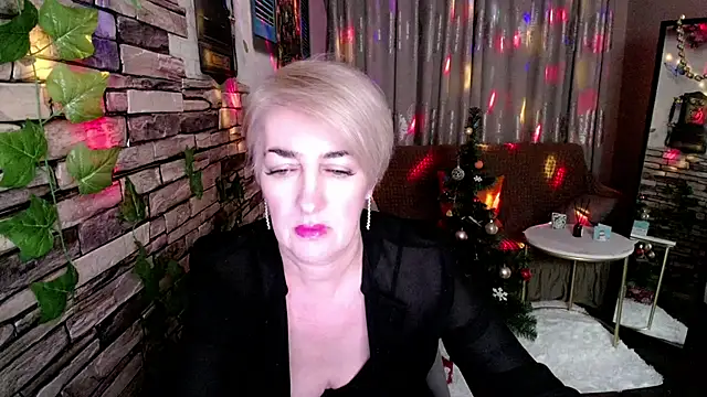 Hot Girl87 online show from 12.26.24