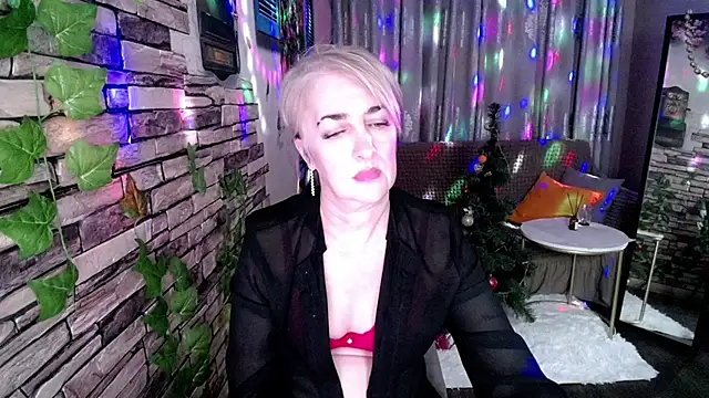 Hot Girl87 online show from 01.03.25