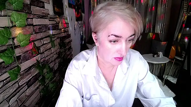 Hot Girl87 online show from 01.04.25